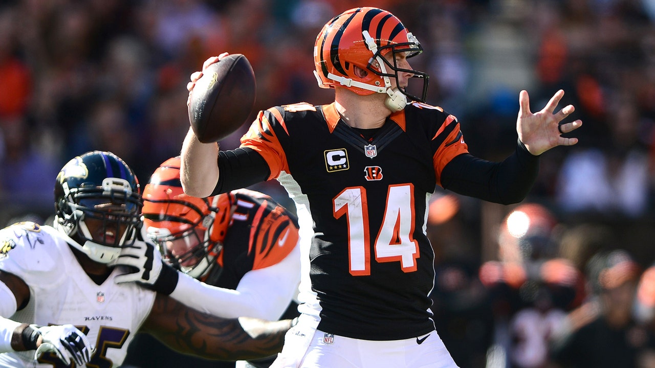 Dalton's sneak rallies Bengals over Ravens 27-24